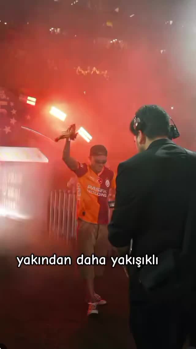@Ceren&sup1;⁹⁰⁵