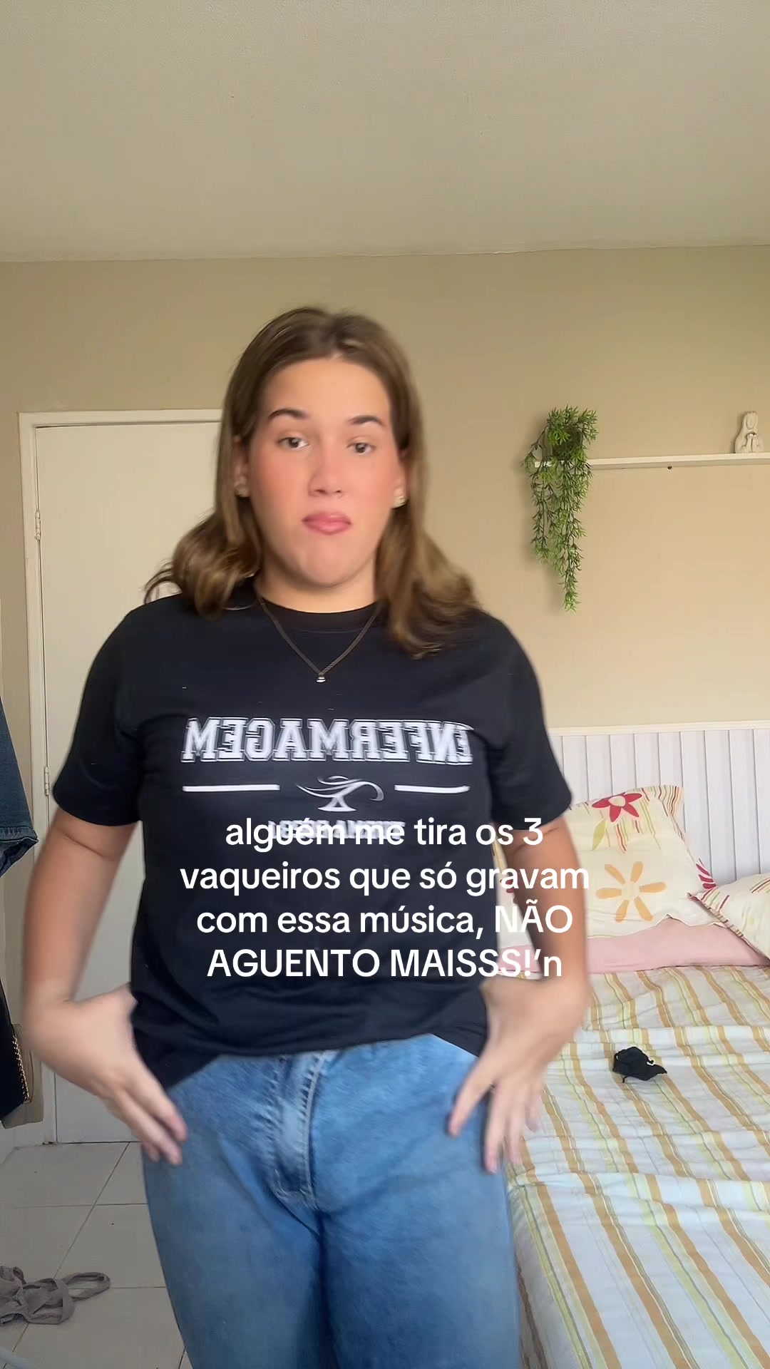 @cllaragoes