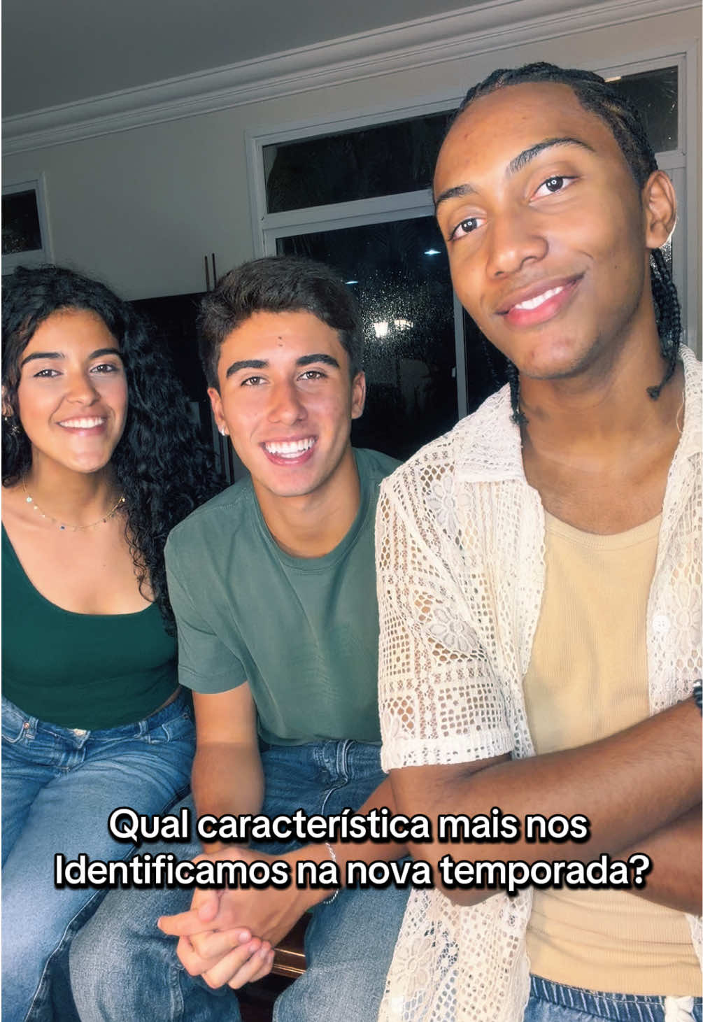 @ninamedeirosoficial