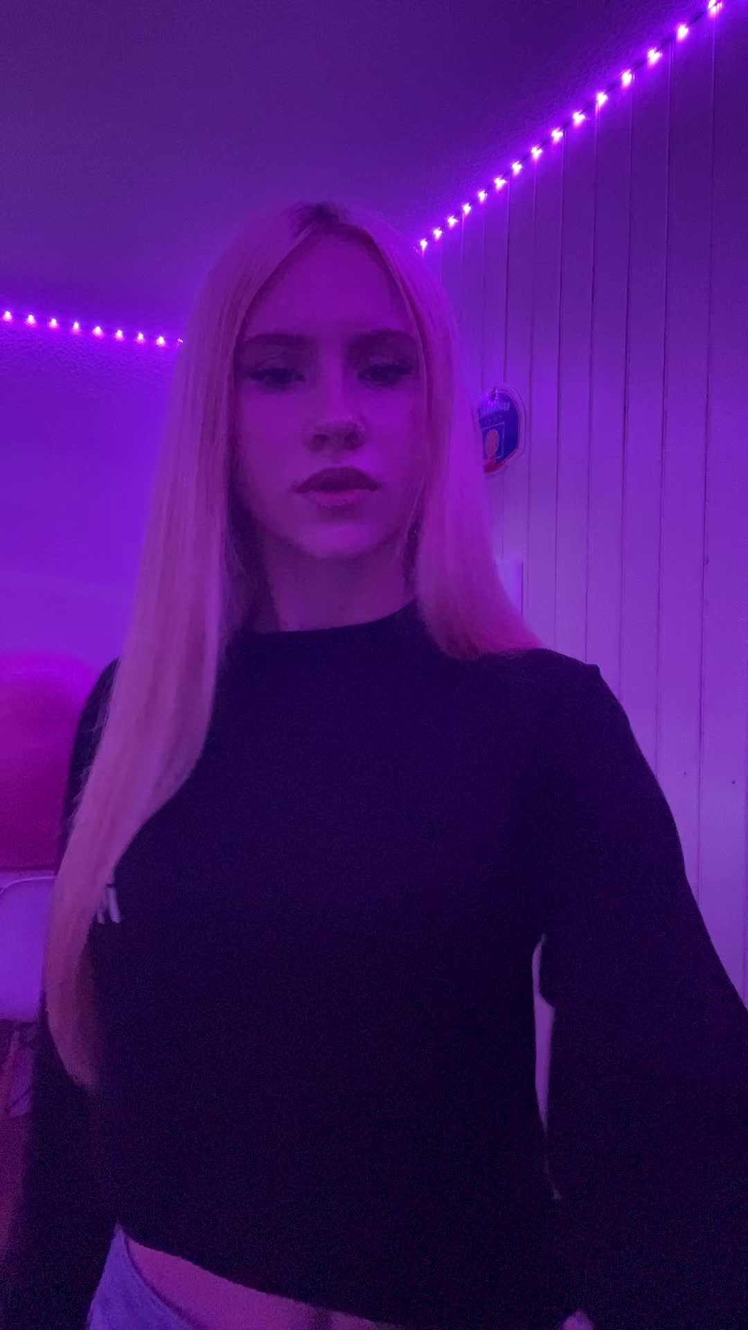 @❄️