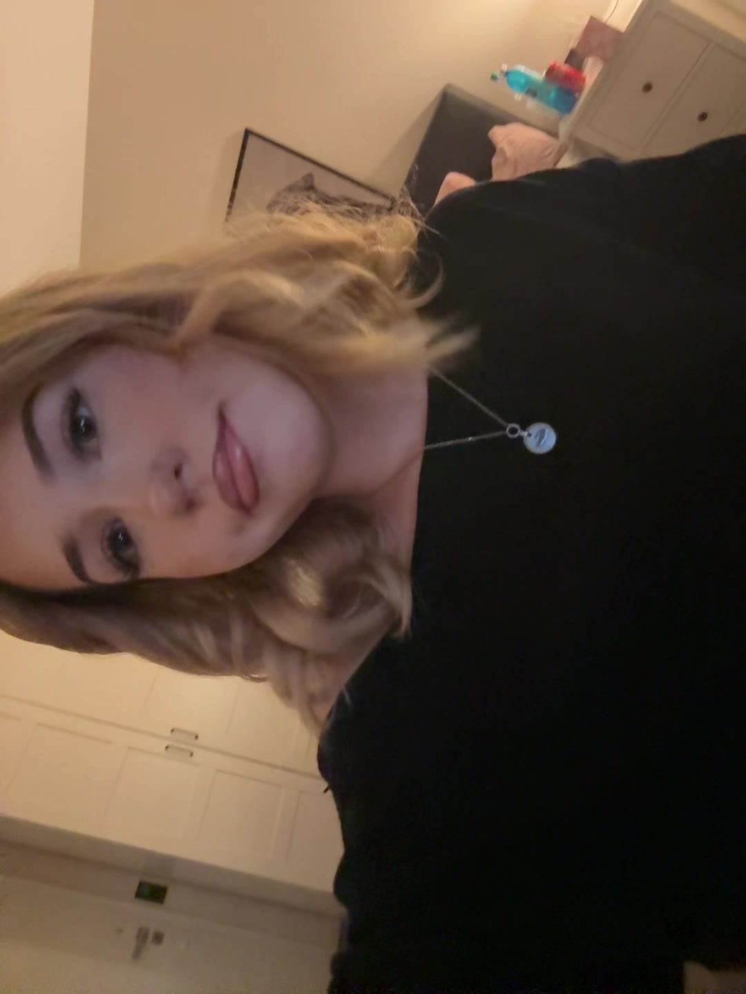 @𝐡𝐞𝐫𝐦𝐢𝐧𝐞