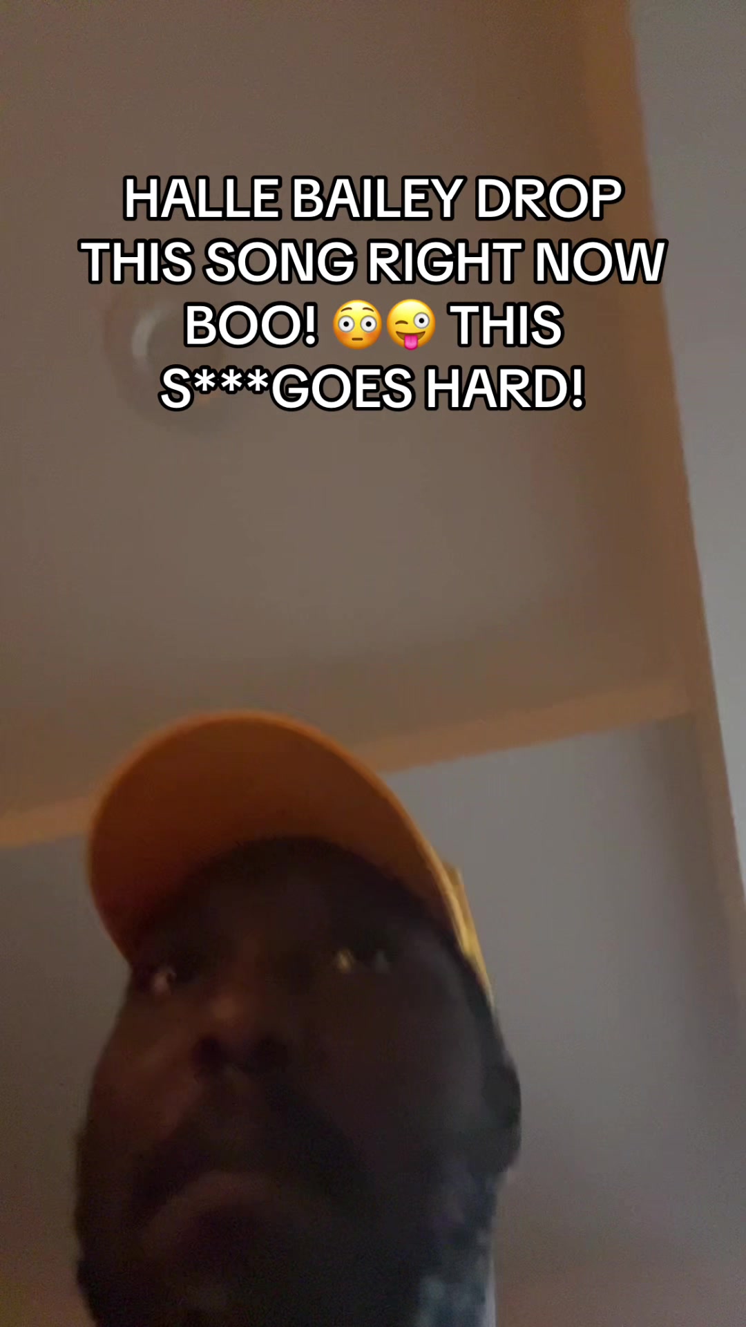 @CRAYOLAKIDGOTCRAYONS