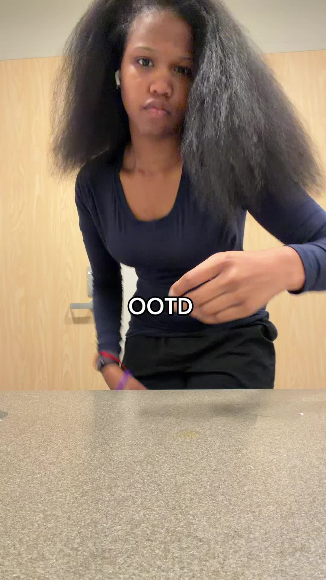 @Mivvi2