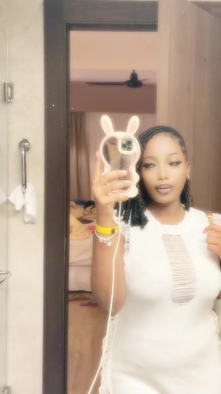 @N&atilde;ę🧸🤍