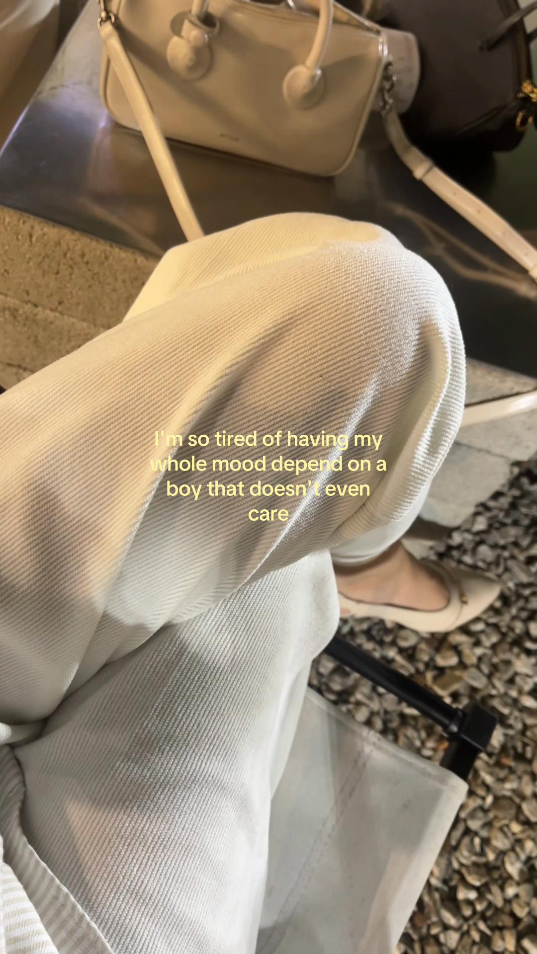 @may🧸ྀི ⭒˚。⋆