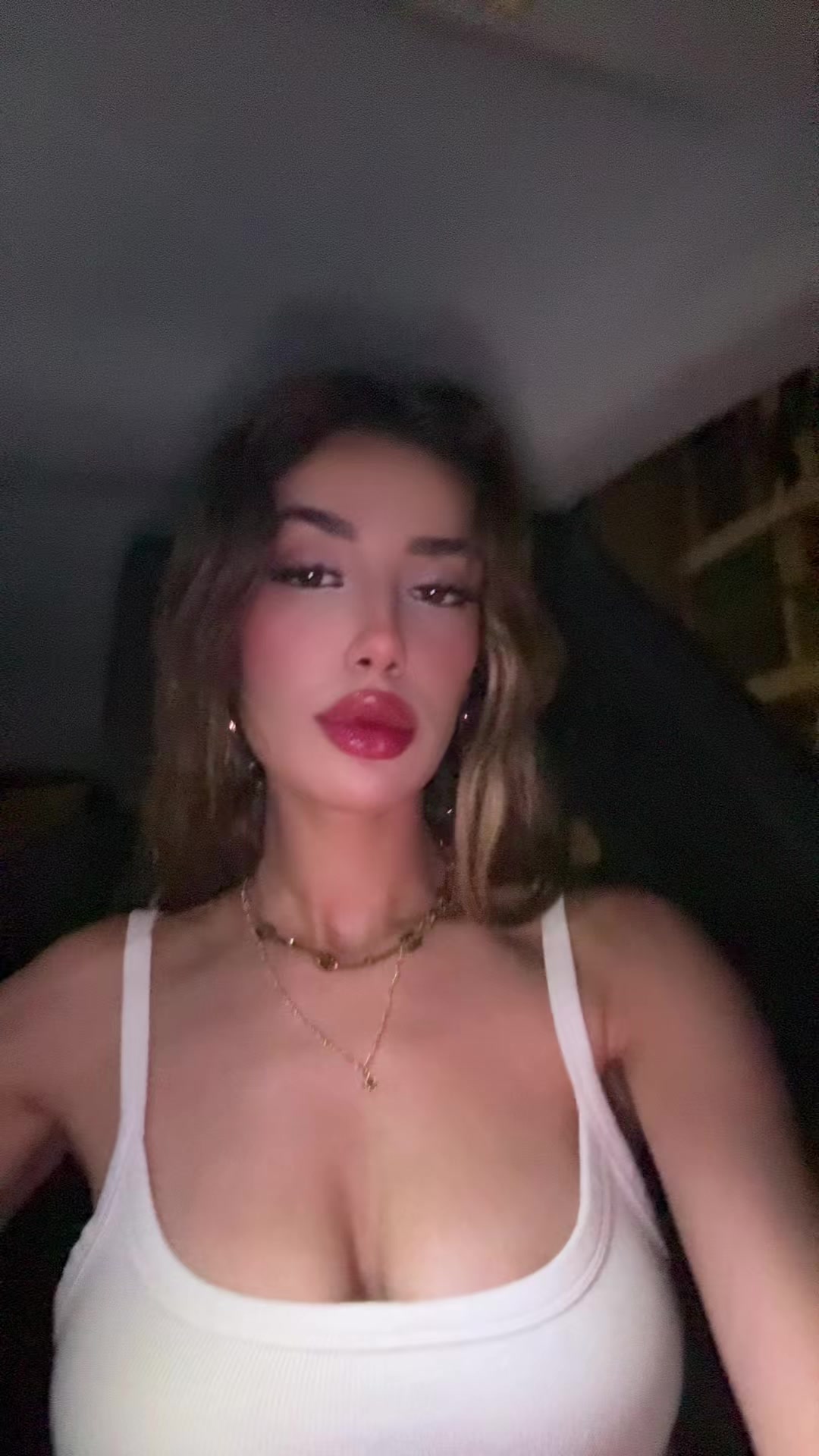 @nur0ztrk1