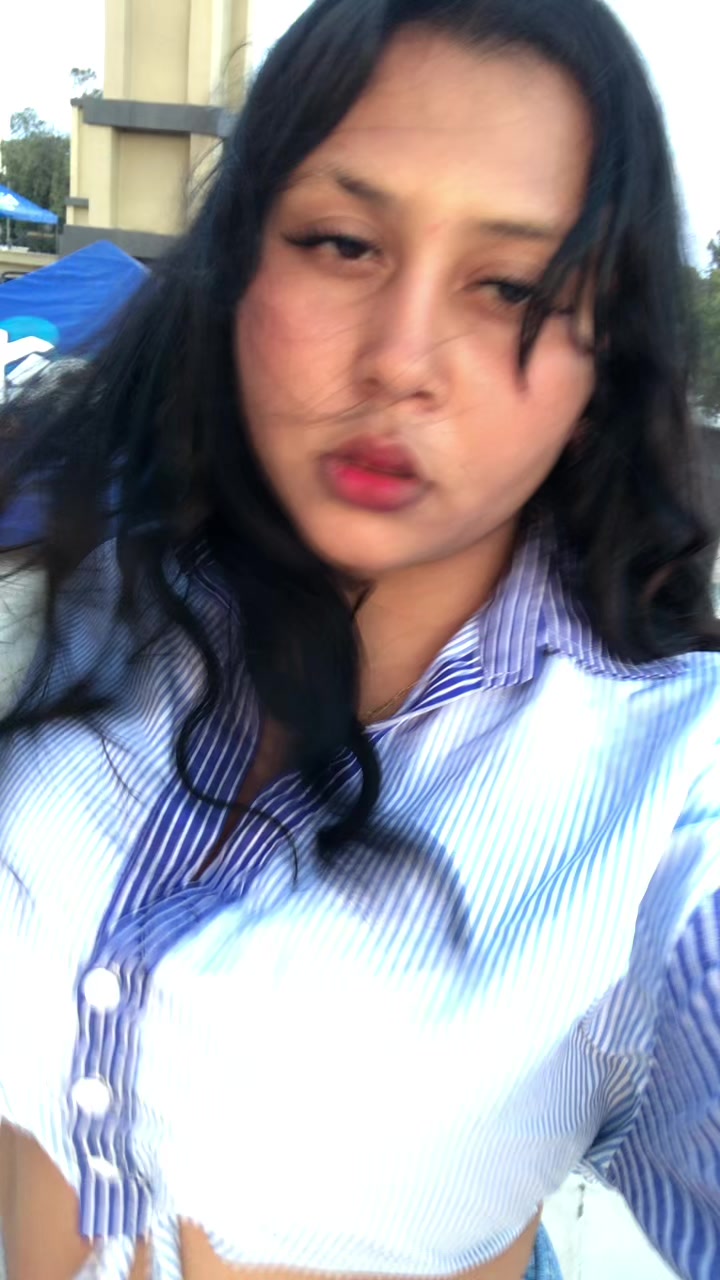 @ヒラリー🦋