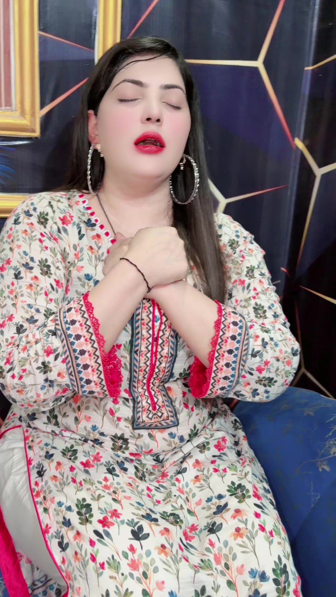 @Saba Multani