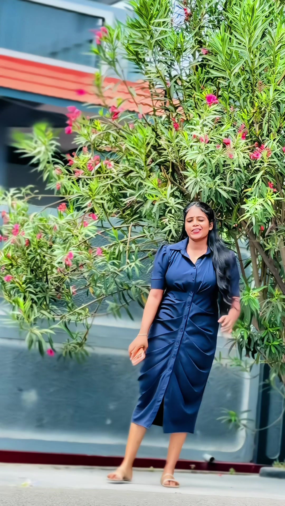 @tharsi tharsika