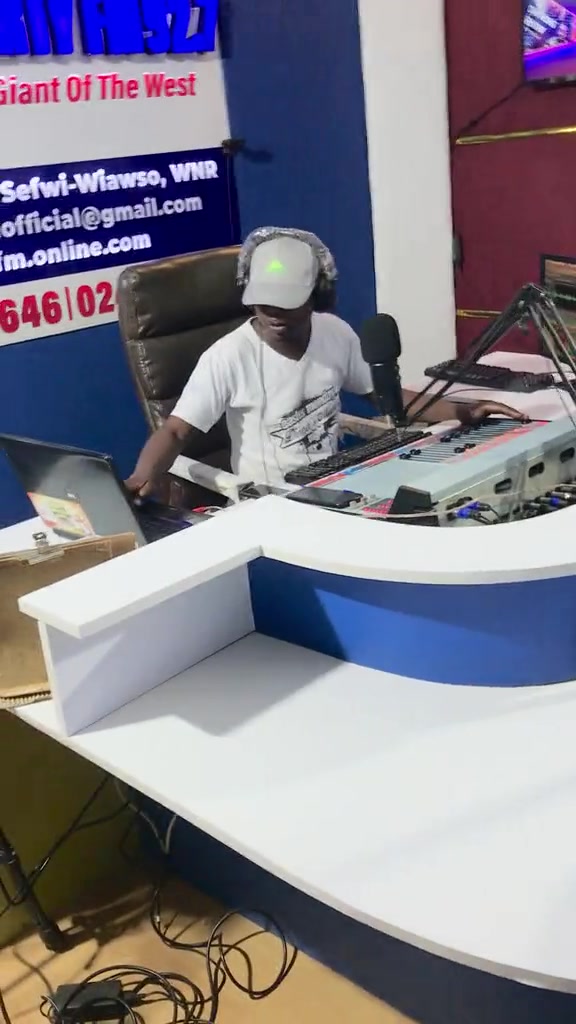 @saint_brown_music
