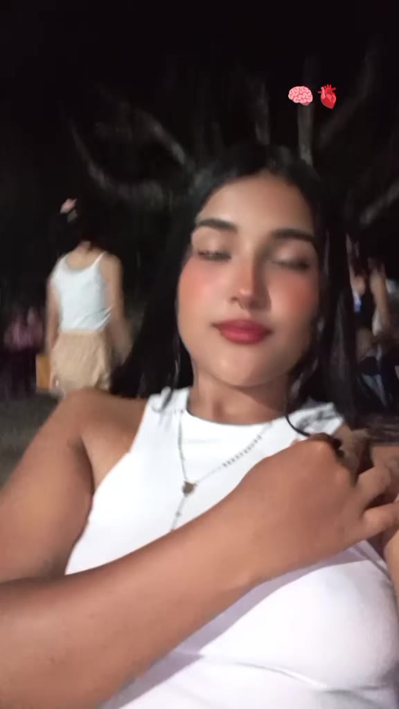 @Crisbel🫀🧠