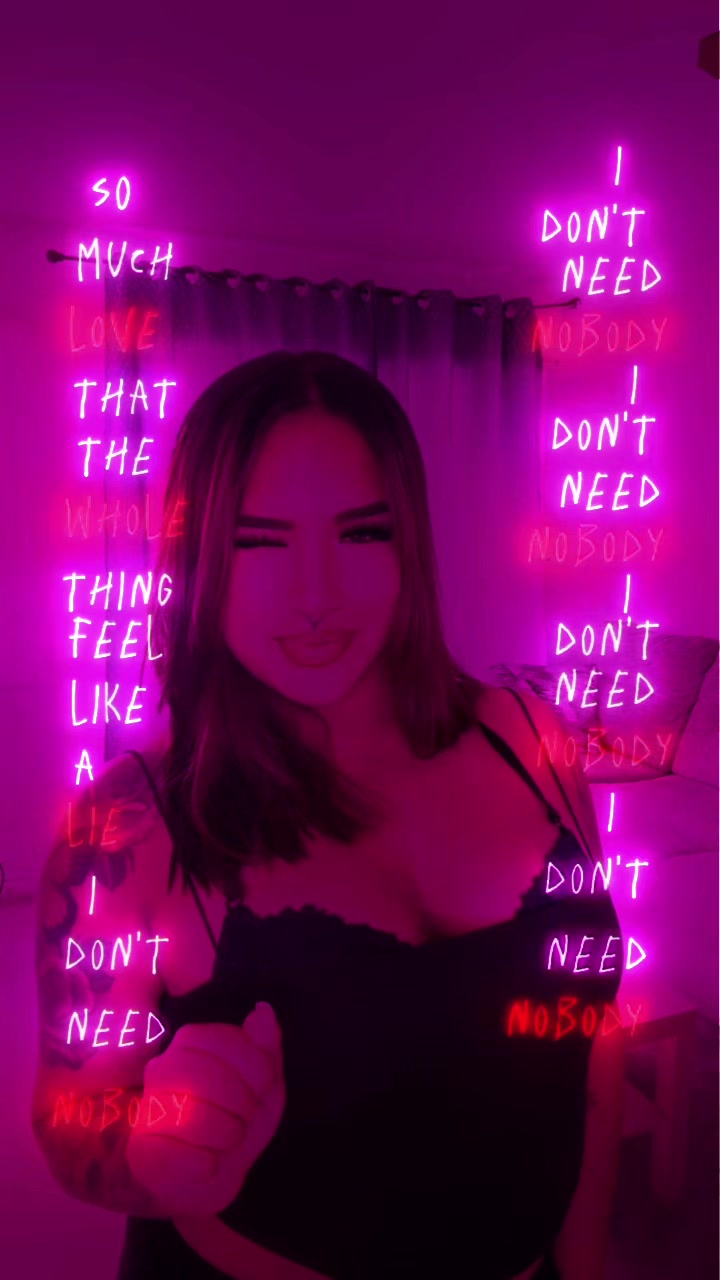 @Vickie Hazel