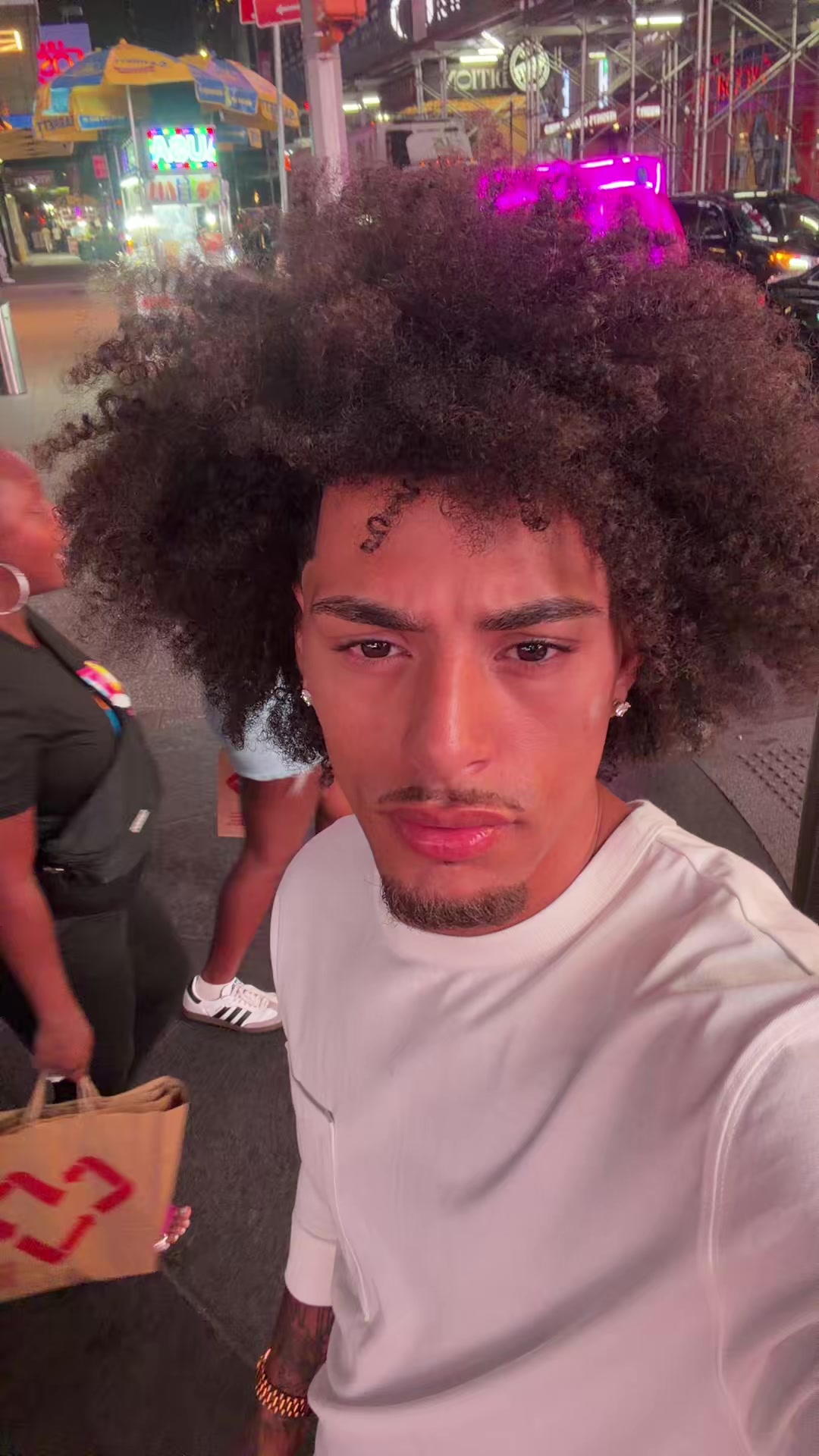 @Theylovedwills🦦