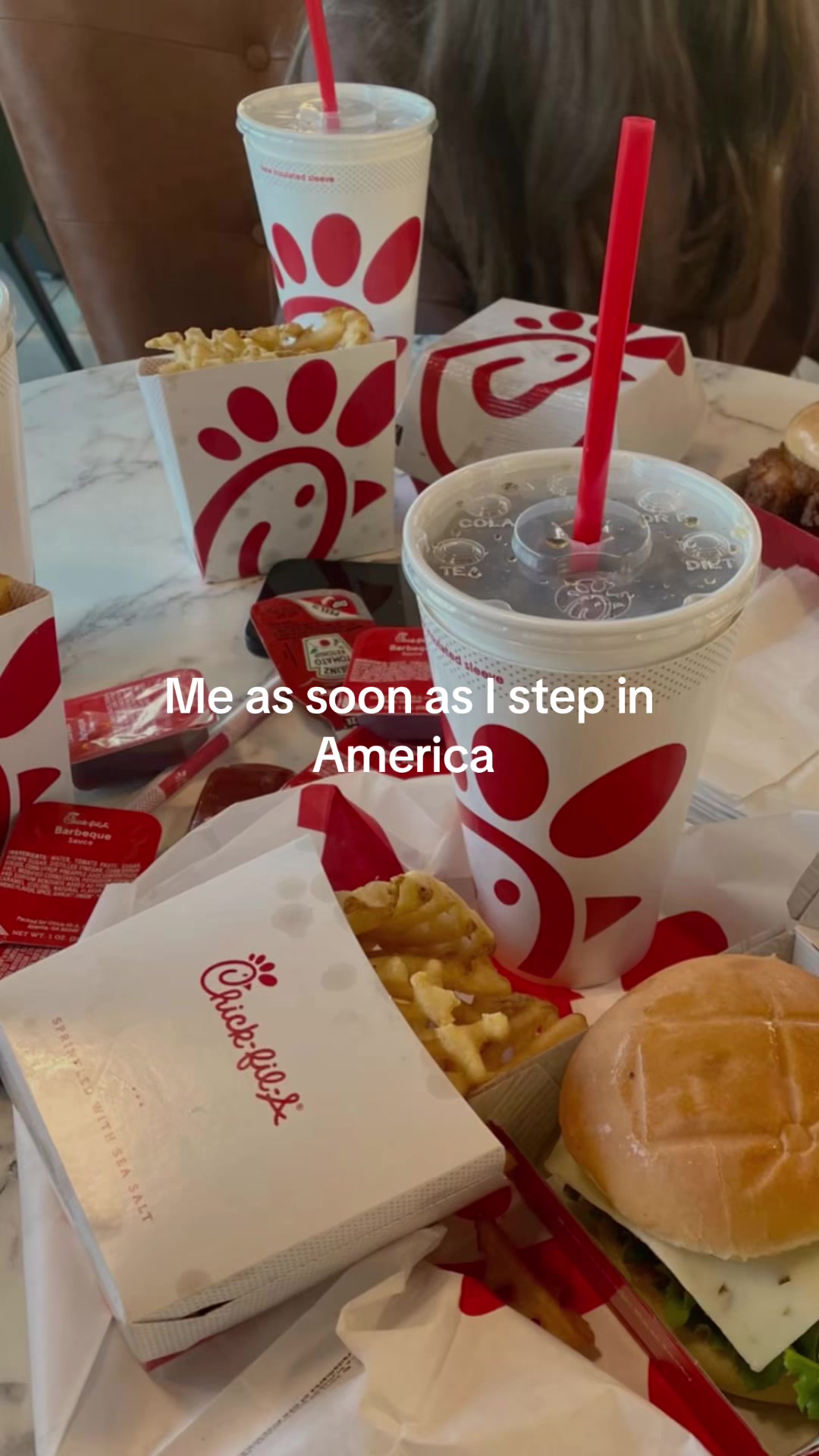 @✦