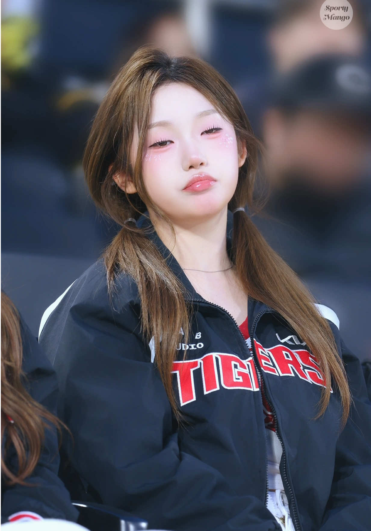 @sporty mango