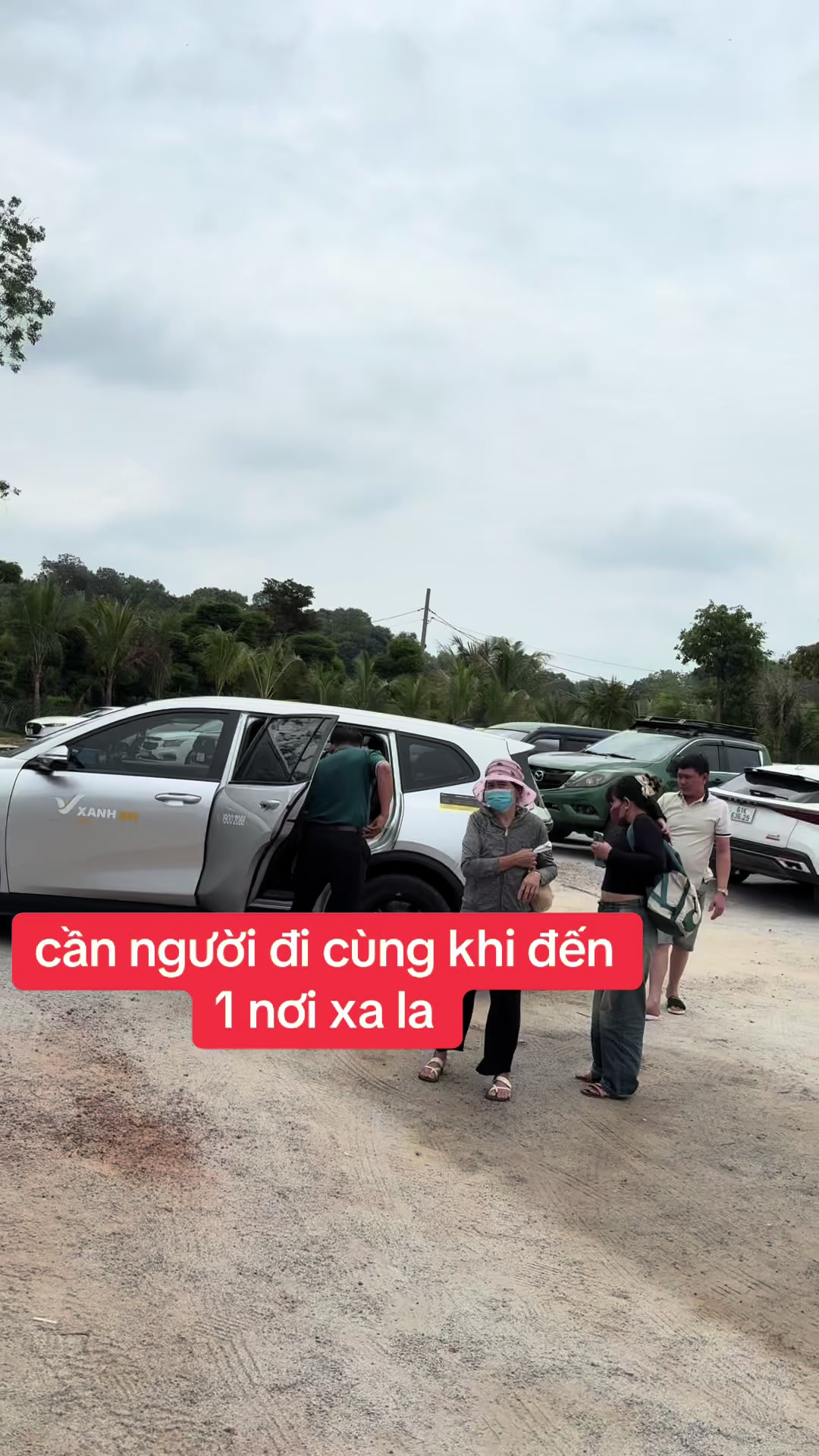 @G&aacute;i &ecirc; sắc ế