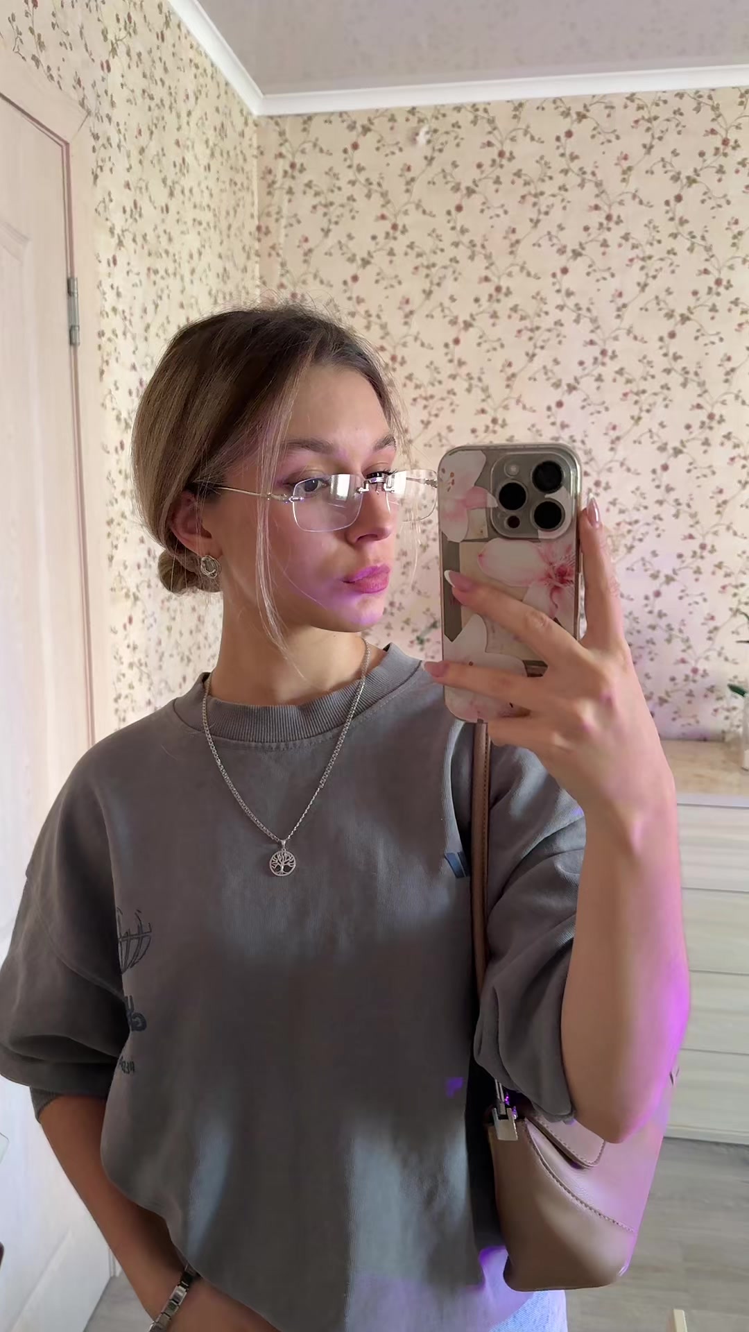 @маля