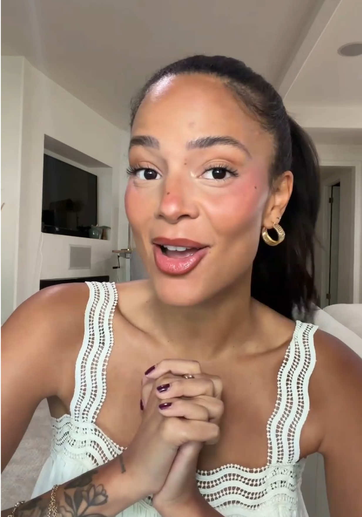 @KYRA
