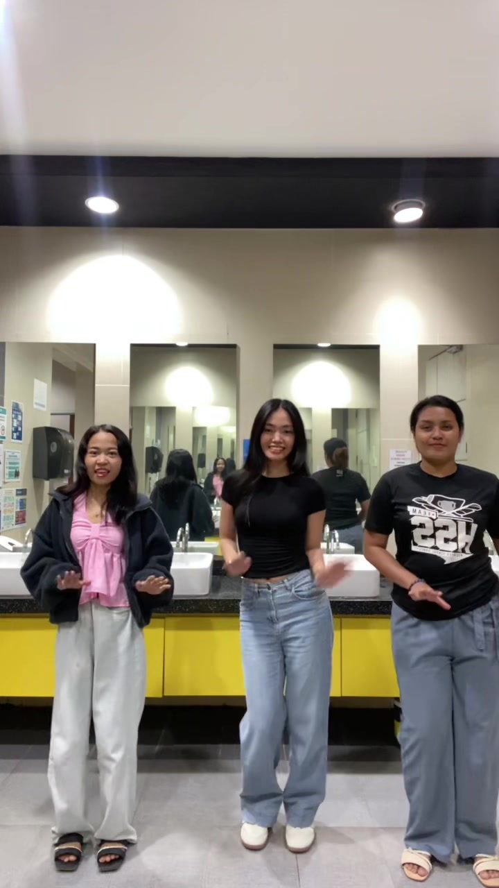 @🦘