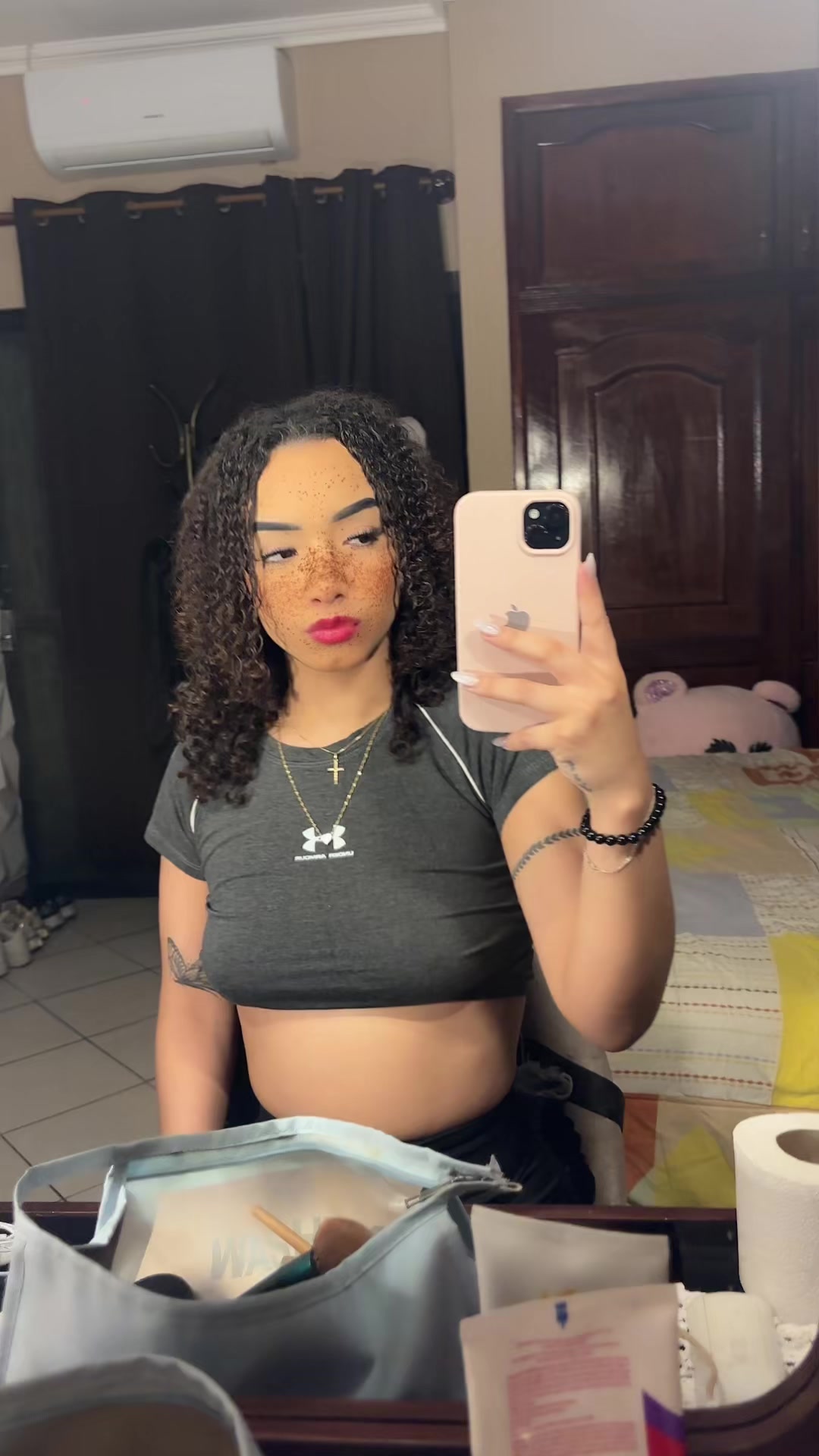 @majov17_