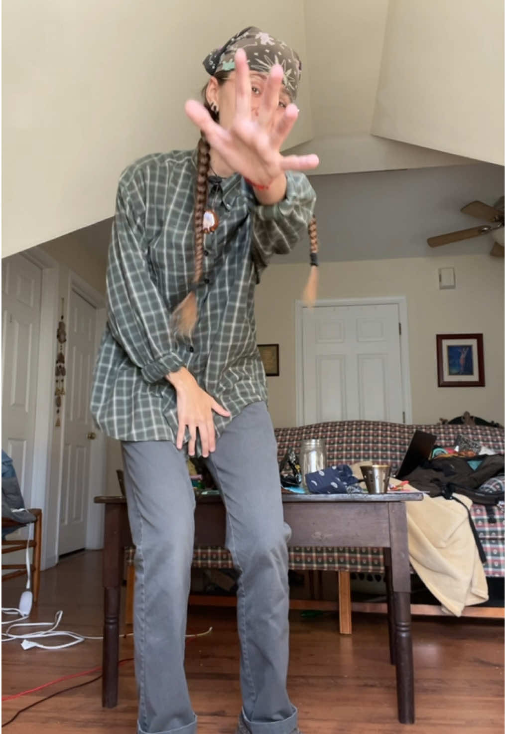 @ca⛓️en