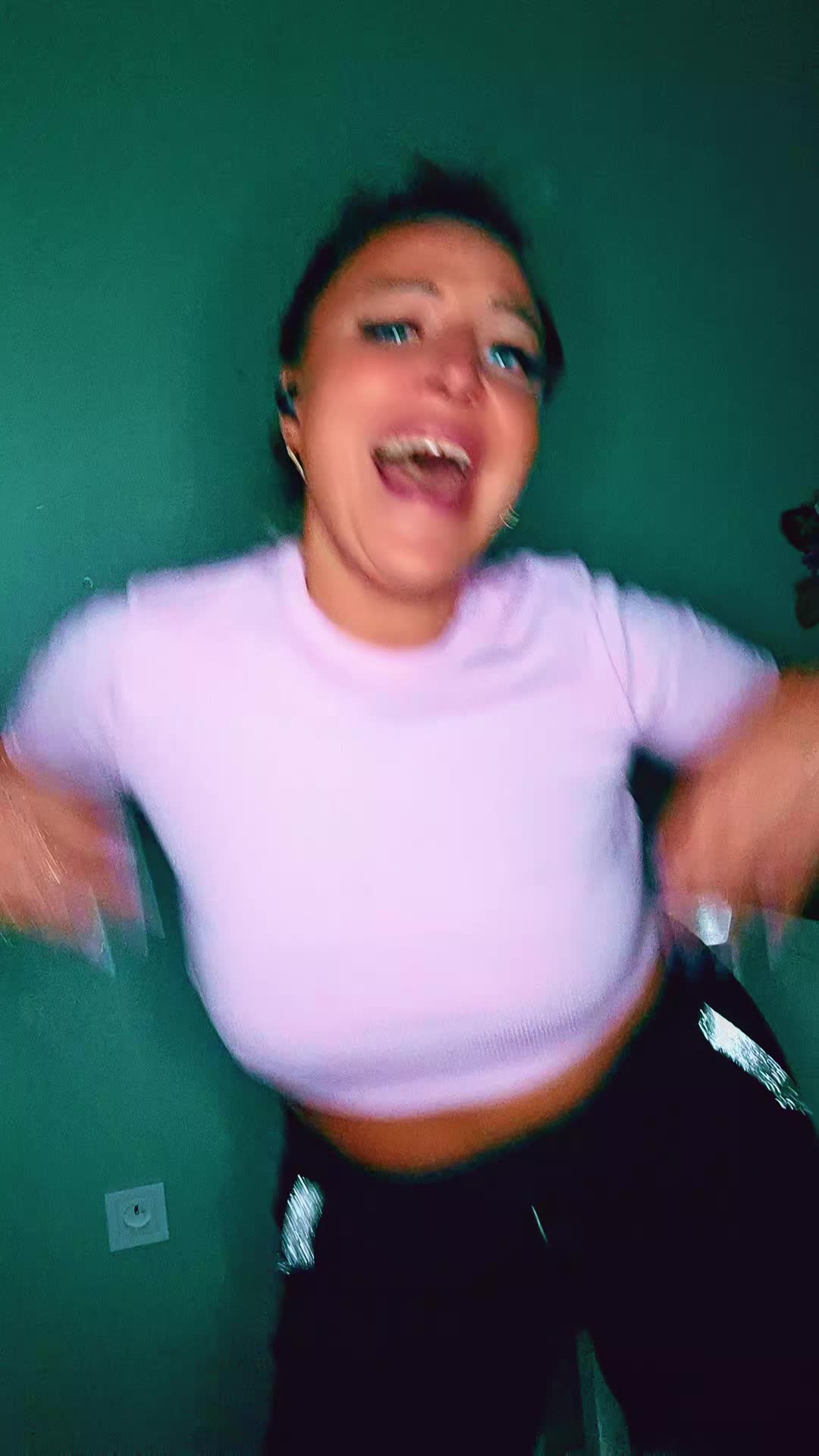 @kroliczekhop*