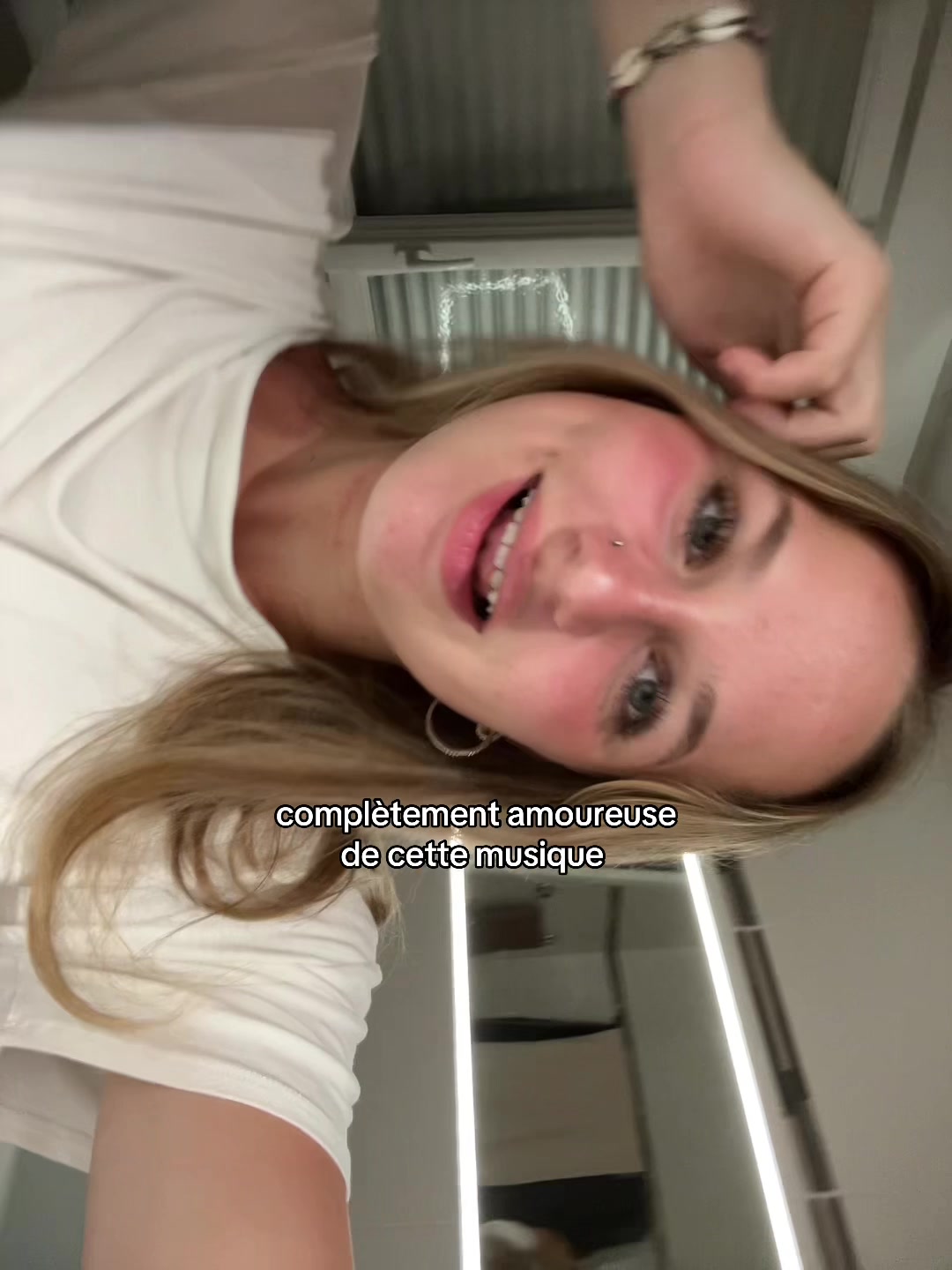 @lolaaa
