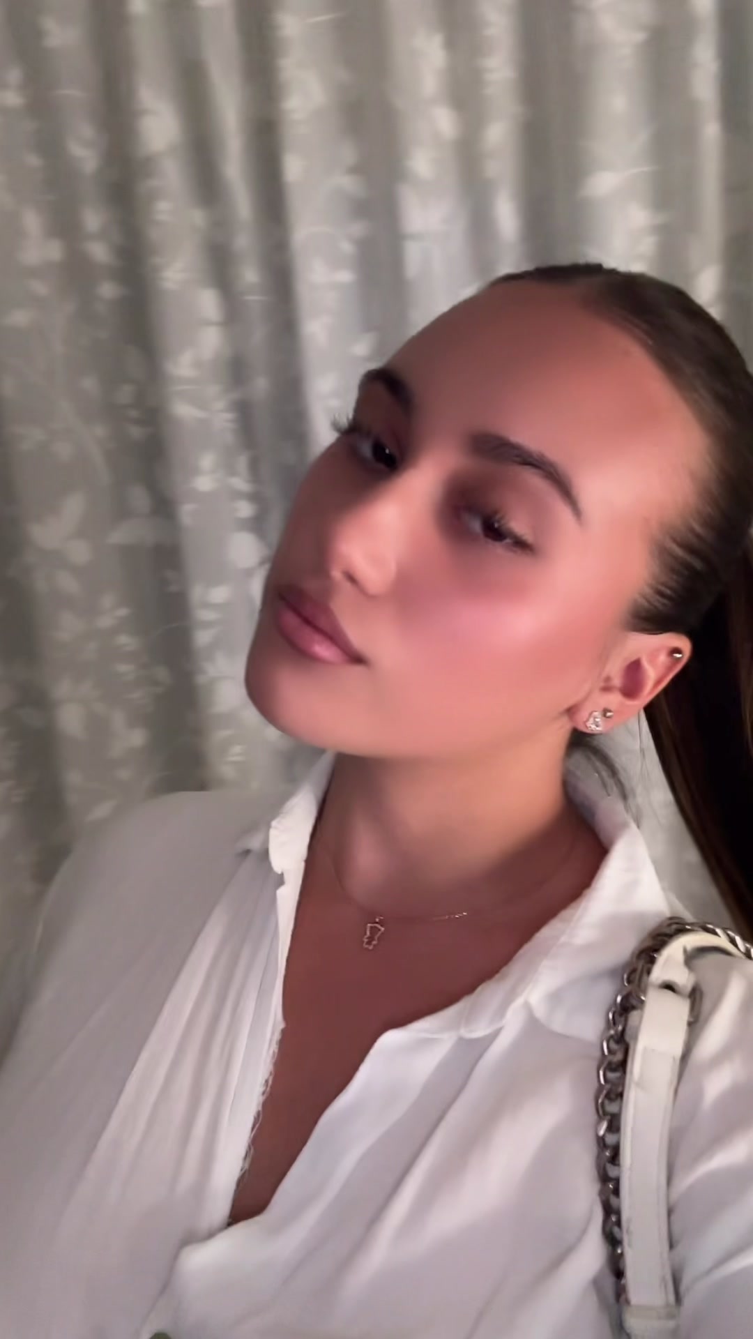 @Јована