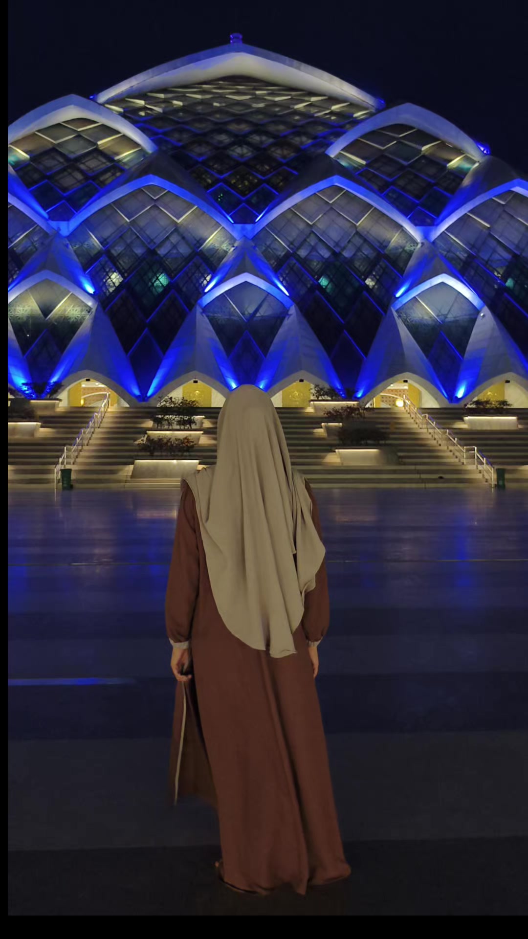 @indiesuut
