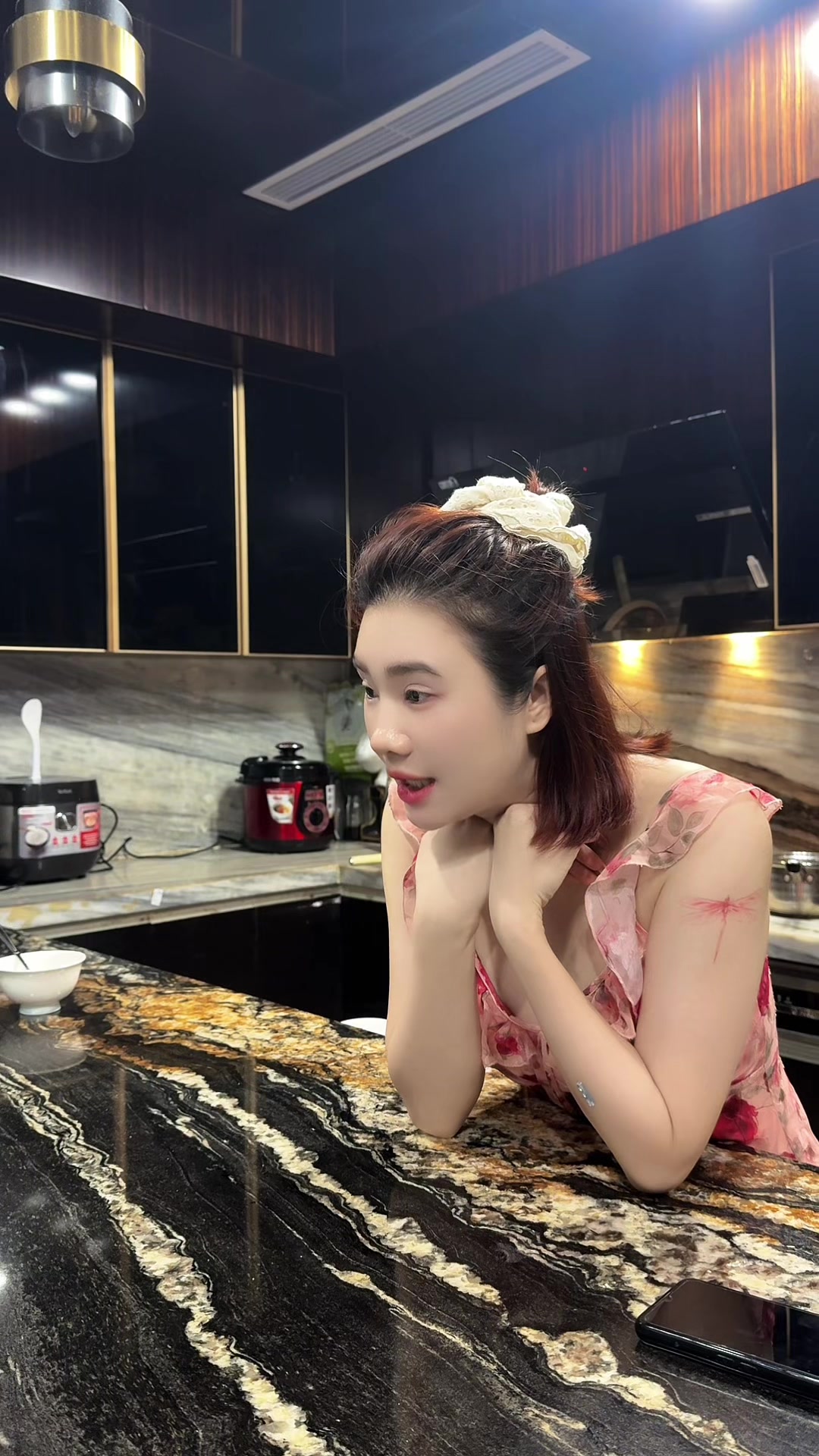 @Hoàng Phi Huyền