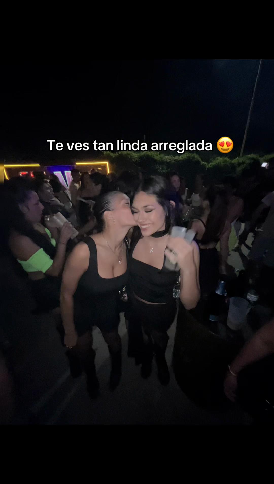 @Cele Verón 🪩💋