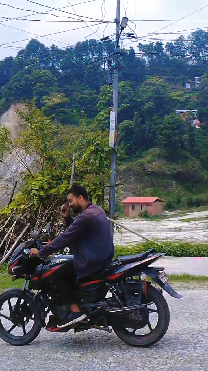 @Aajnabe_hu_mai🖤🖤
