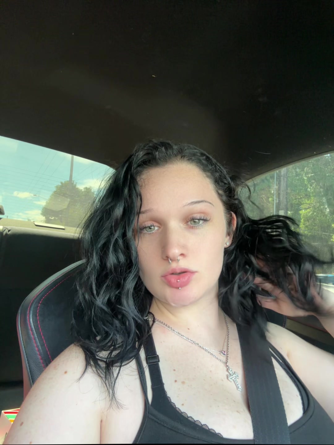 @Krissy🤍🌈