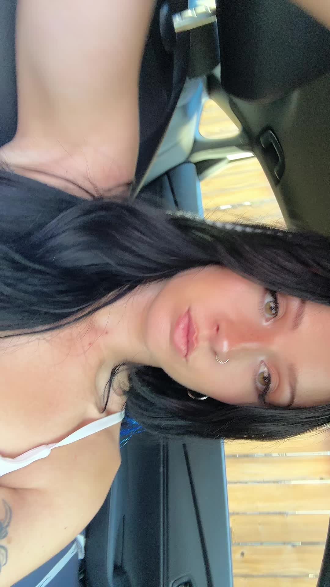 @justcharlyy_