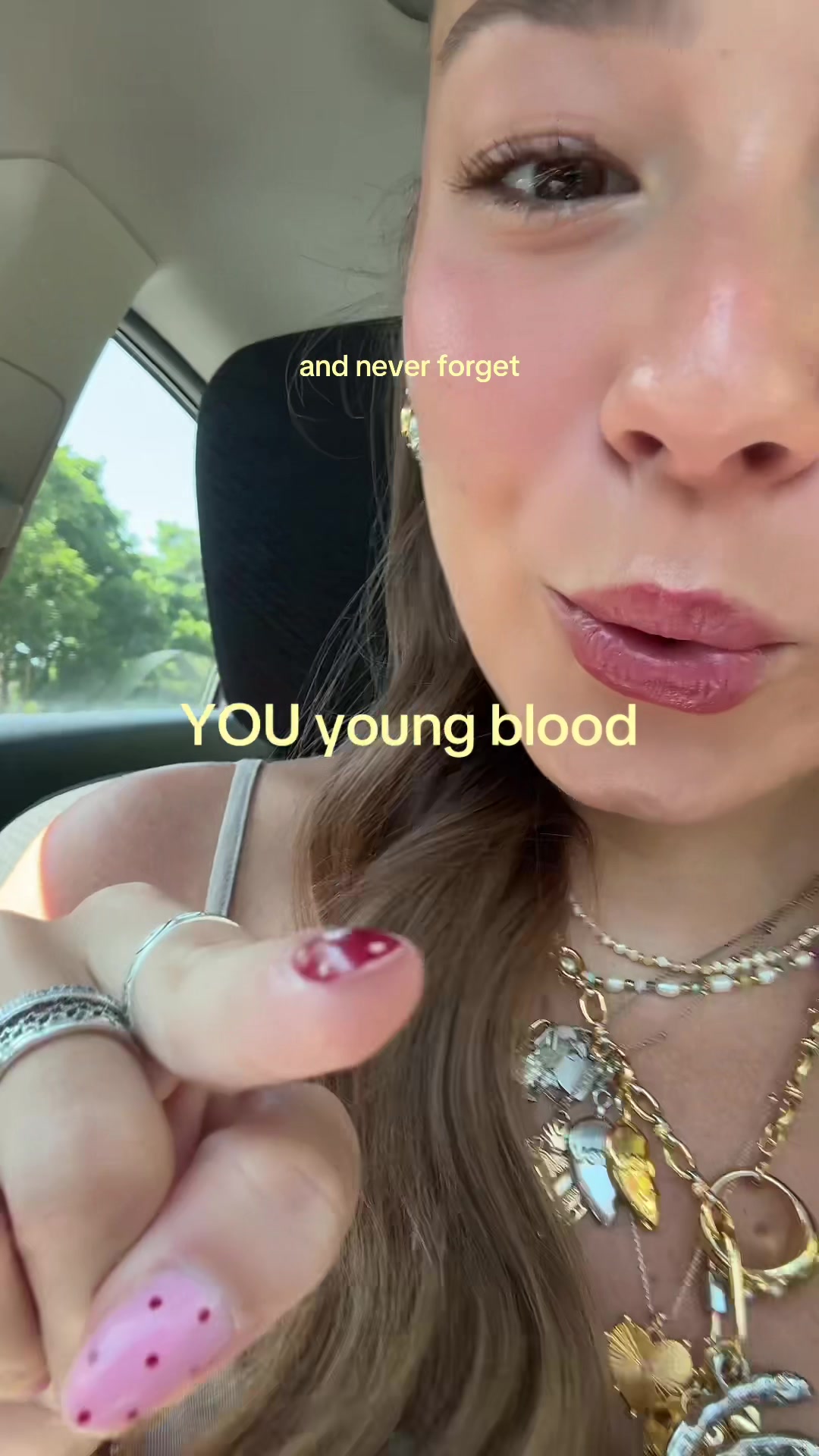 @ava🐞