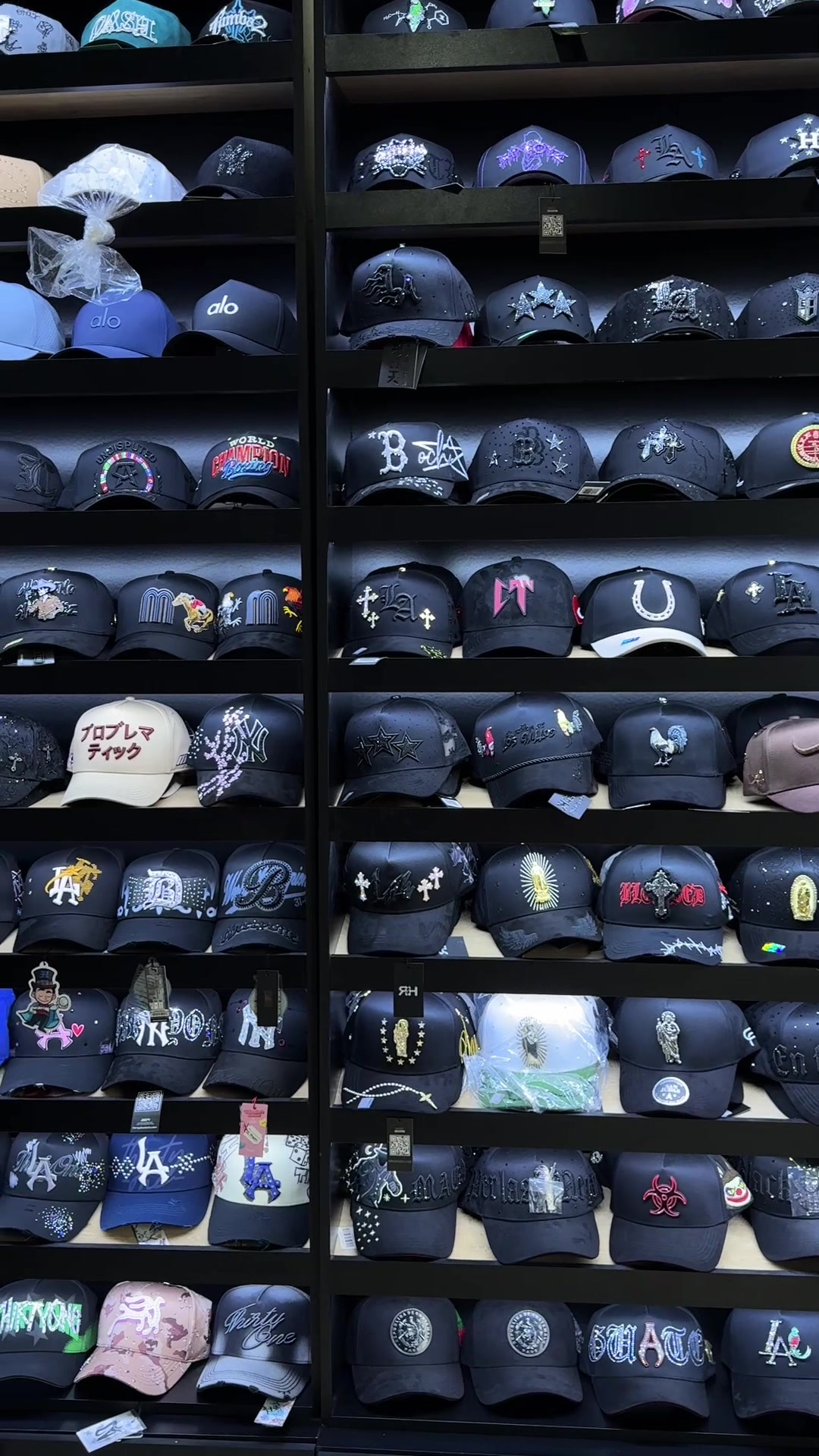 @STYLISH.CAPS