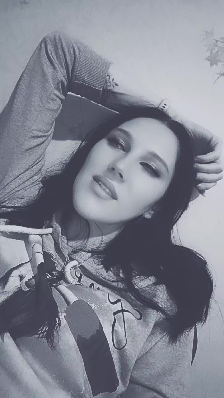 @&laquo;Under the wing of an angel&raquo;🦋