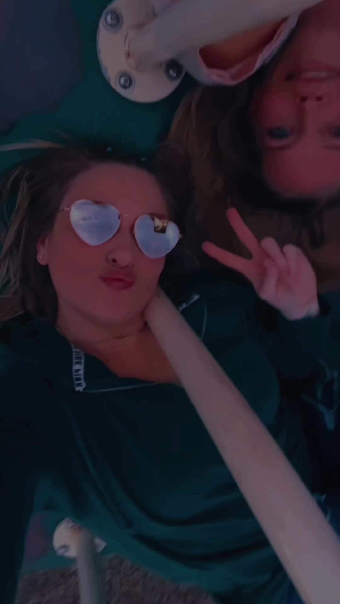 @_kabraaa