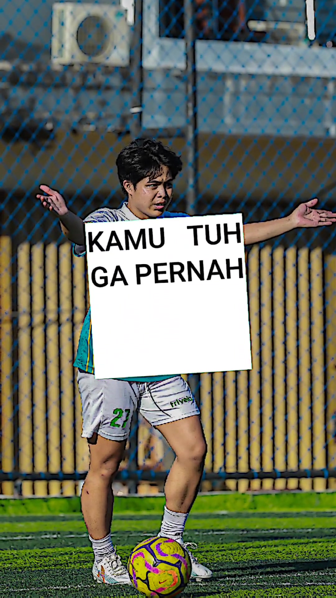 @V ɪ ɴ ᴢ.