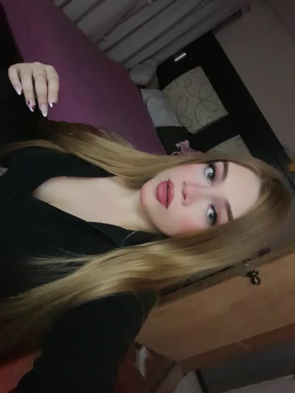 @𝐌👸🏼