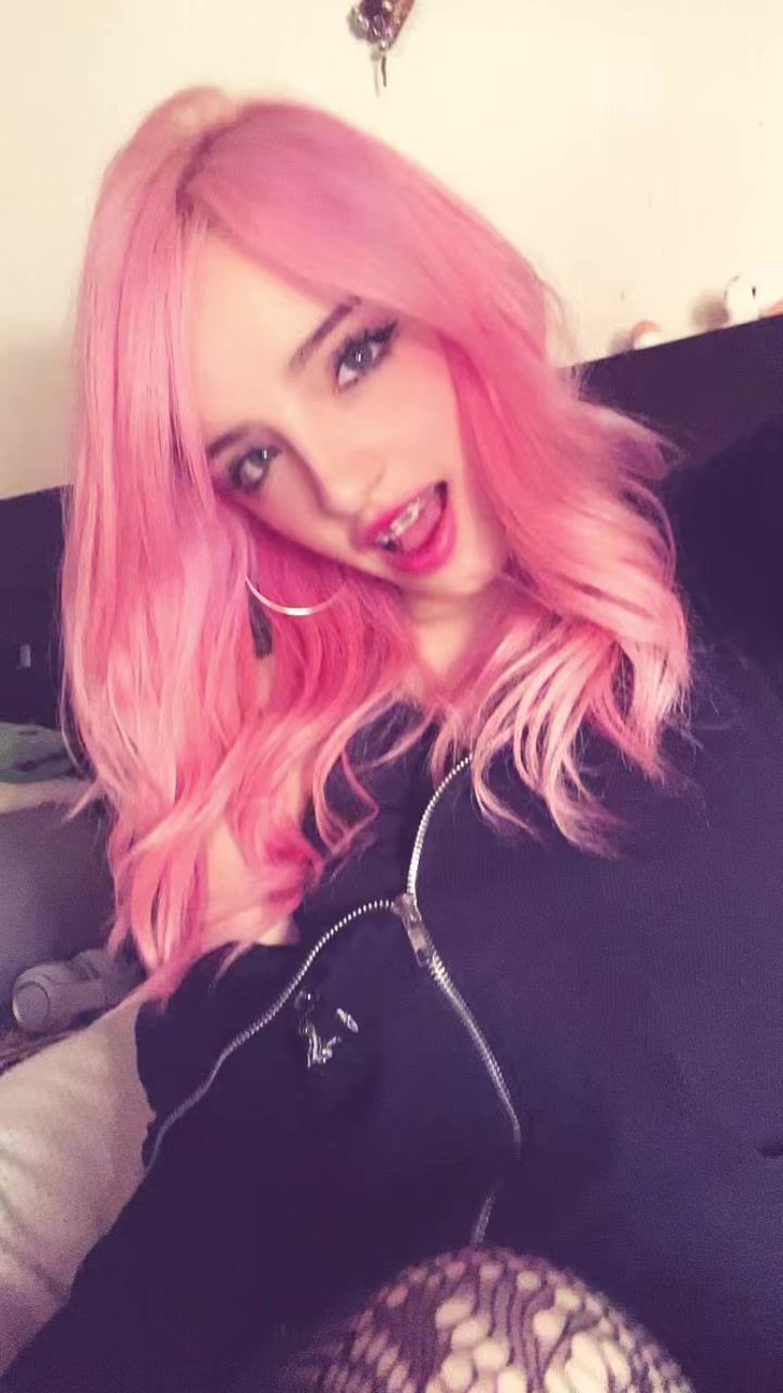 @𝒜𝑛𝑛𝑖𝑒 ໑ৎ ׁ ׅ♡🪽
