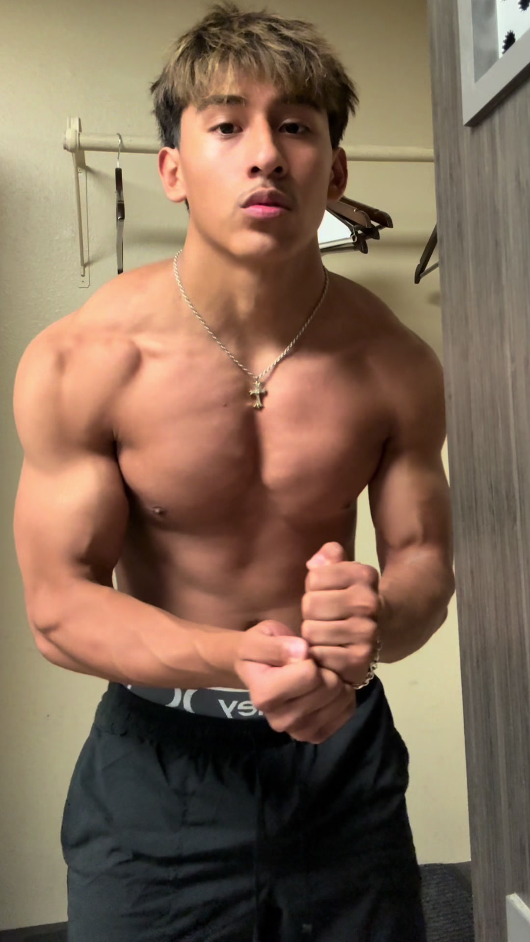 @D