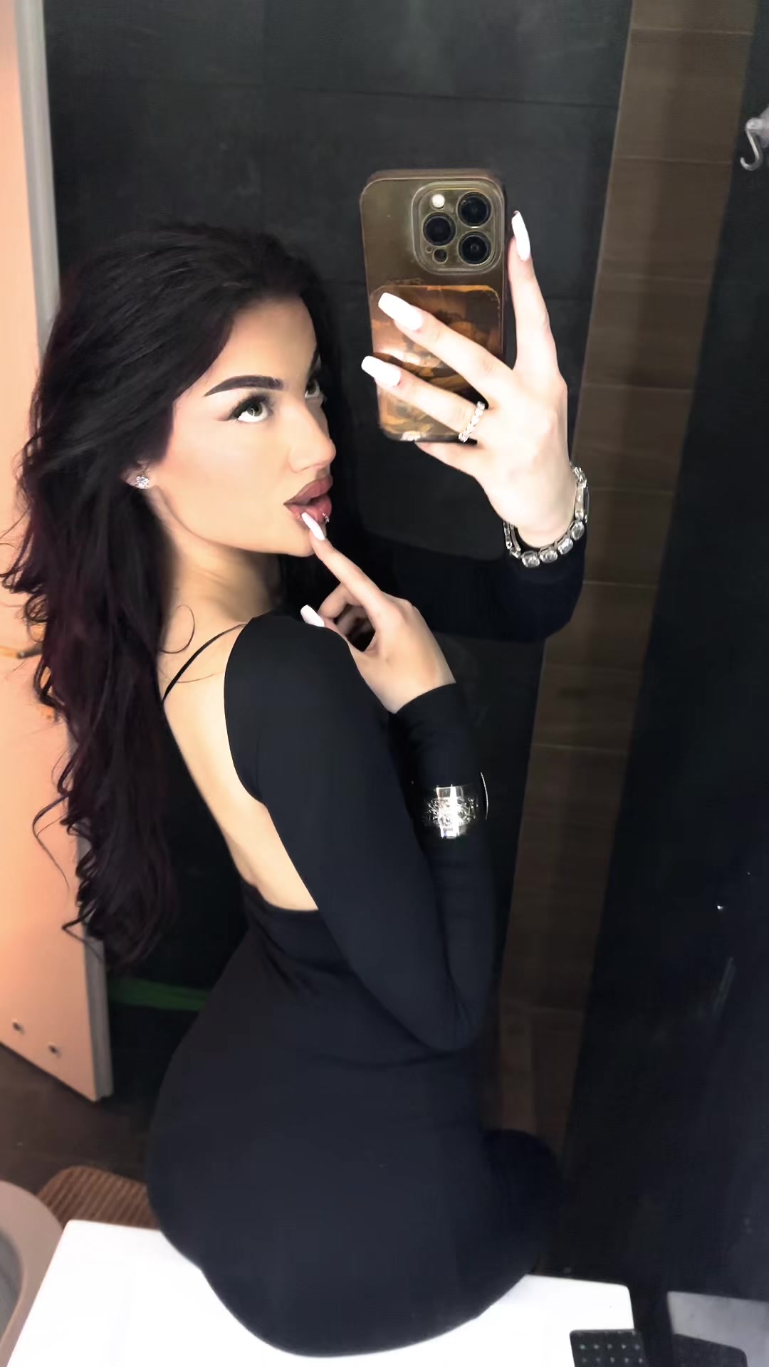 @mara