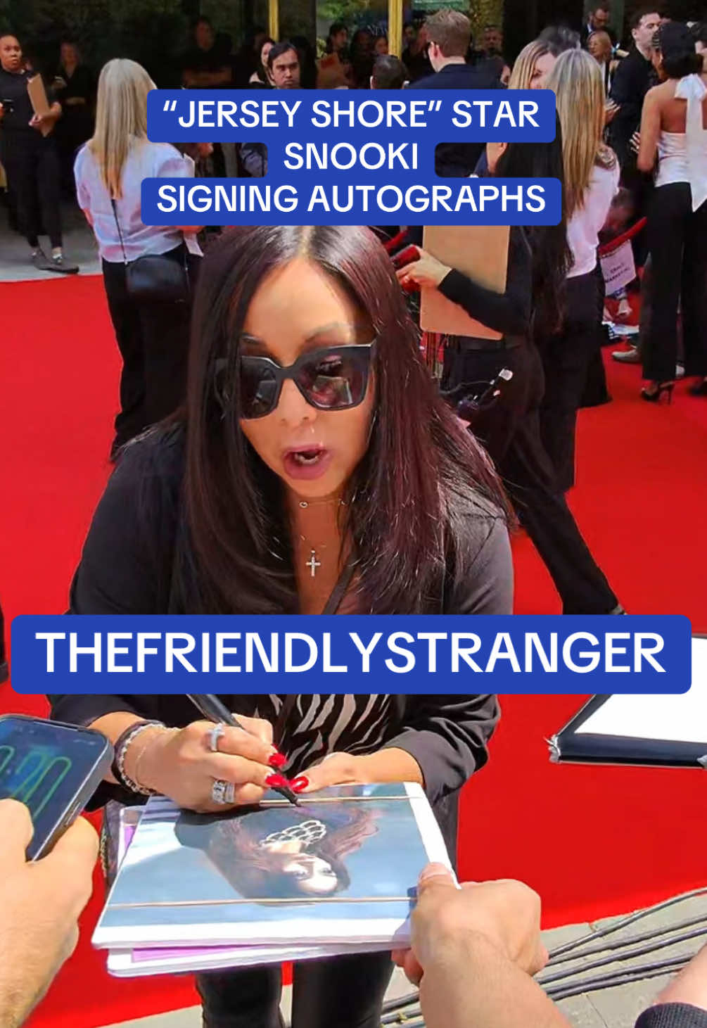 @Thefriendlystranger