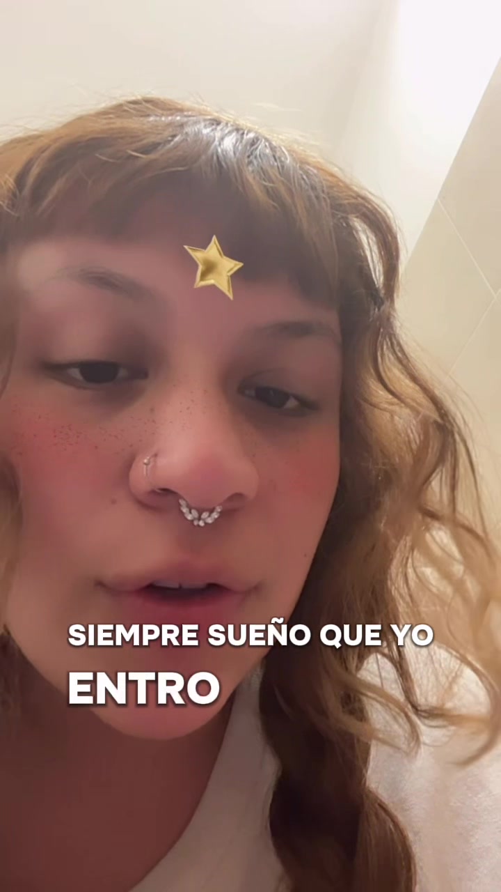 @Ciruela C&oacute;smica 👽