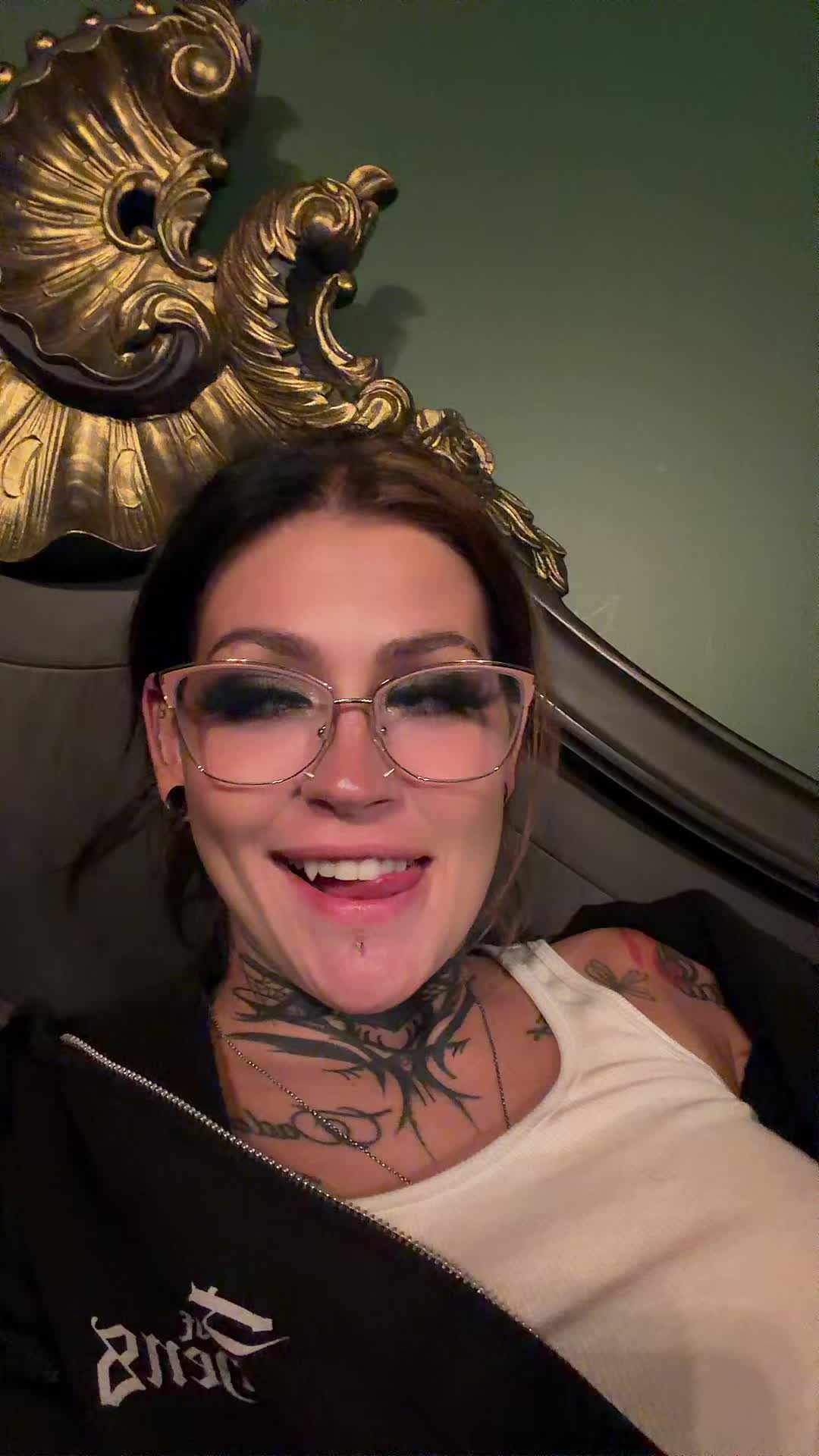@hawkhatesyou