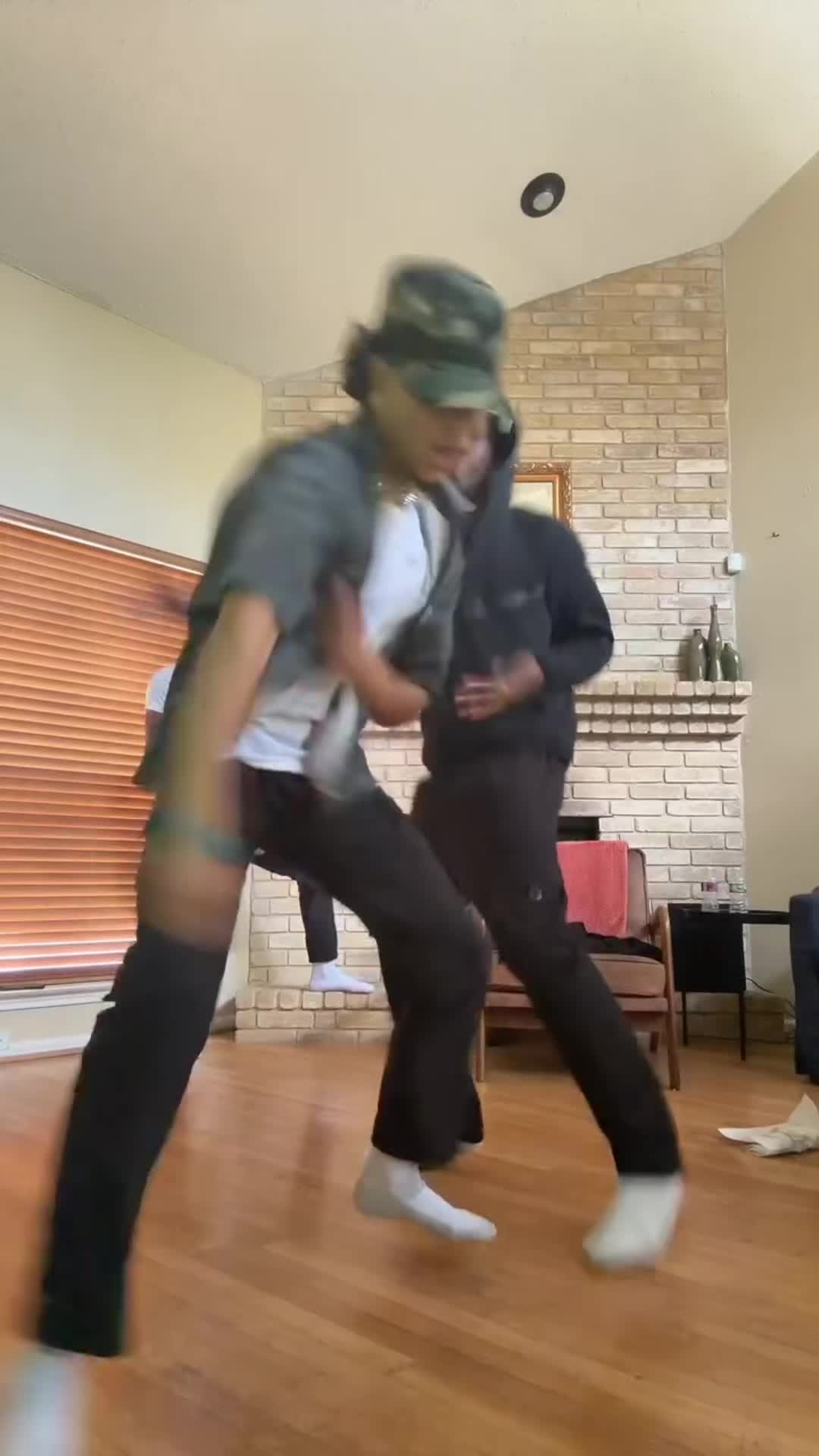 @Blxckhouse☄️