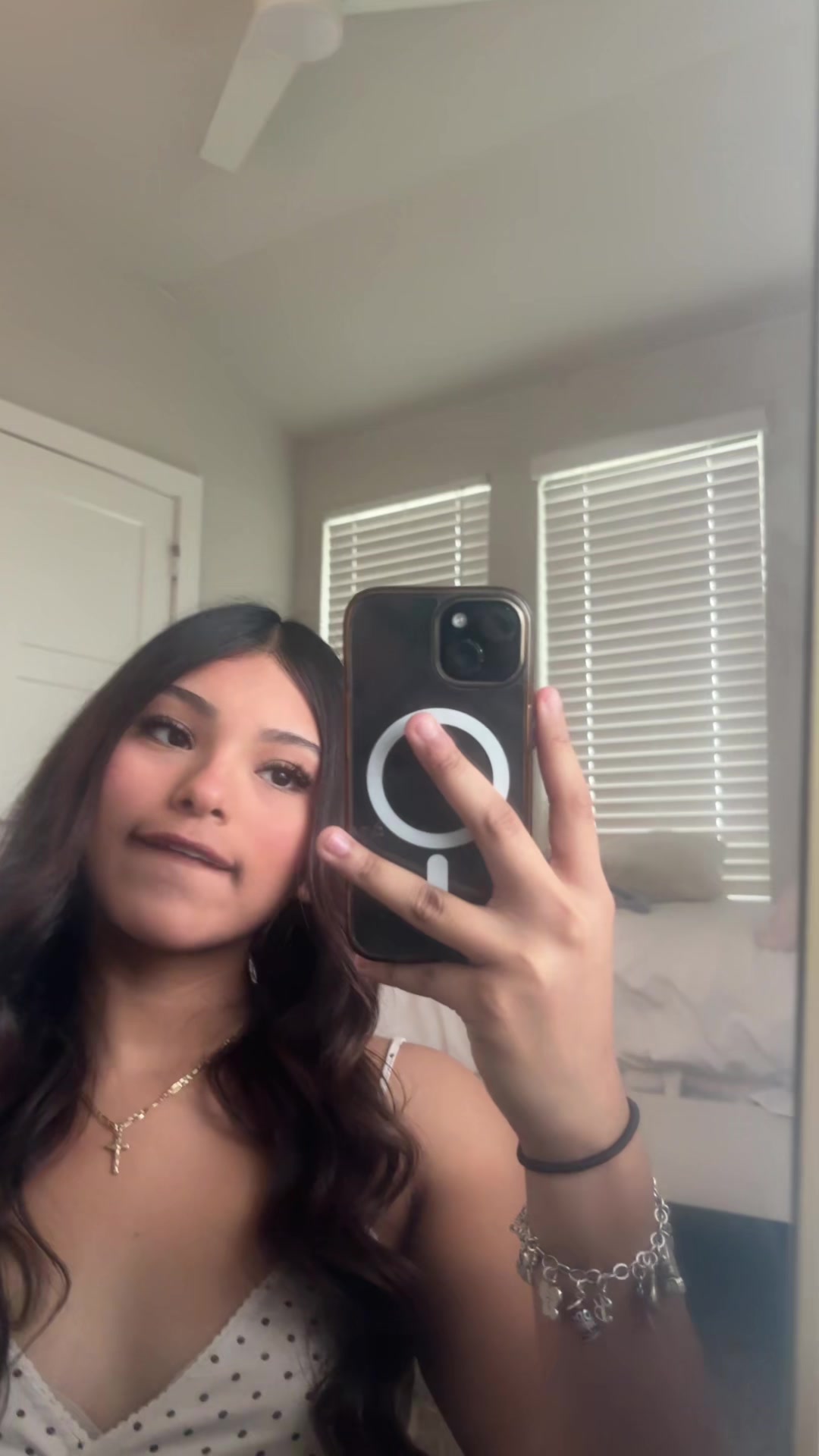 @𝐛𝐫𝐢