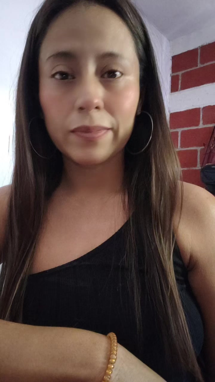 @Yessi Moon