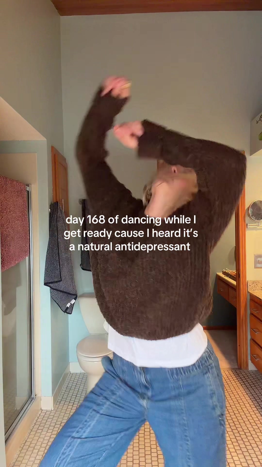 @Sam [ the Bathroom Dancer ]
